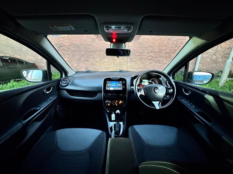 2015 Renault Clio 1.5 dCi Dynamique S Nav Auto Euro 6 5dr HATCHBACK Diesel Automatic