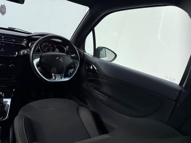 2015 DS Automobiles DS 3 1.2 PureTech DStyle Euro 6 (s/s) 3dr HATCHBACK Petrol Manual