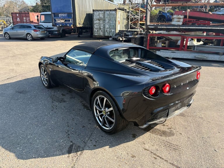 2005 Lotus Elise Elise 111R Touring 2dr CONVERTIBLE Petrol Manual
