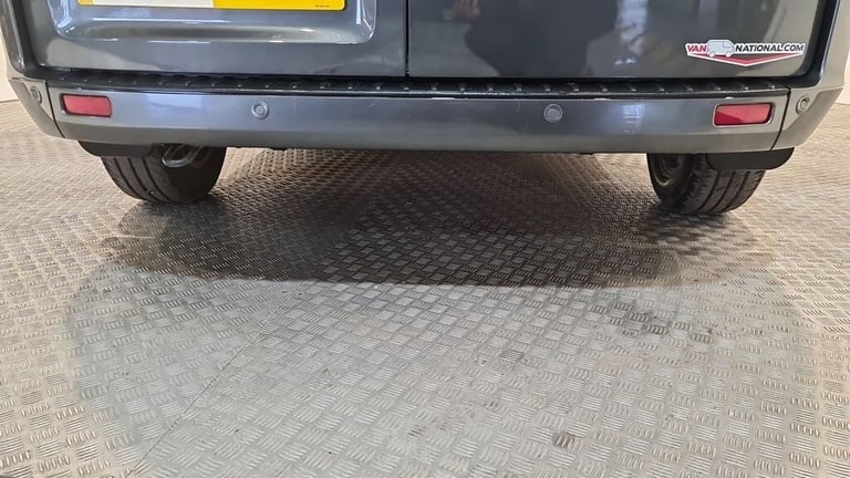 FORD TRANSIT CUSTOM 2.0 300 ECOBLUE LIMITED P/V L1 H1 130 BHP SWB DIESEL
