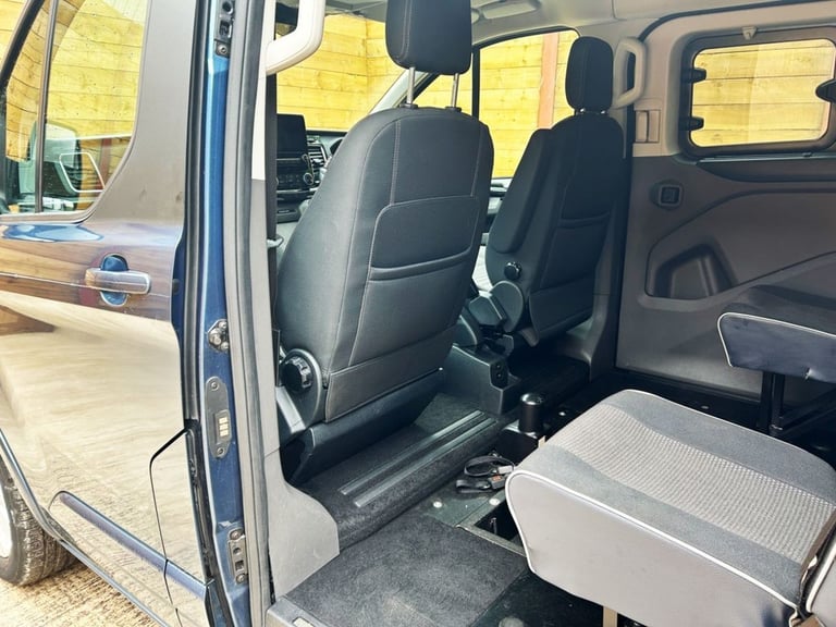 2019 Ford Tourneo Custom 6 Seat Auto Wheelchair Accessible Disabled Access Vehicle WAV MPV Diesel...