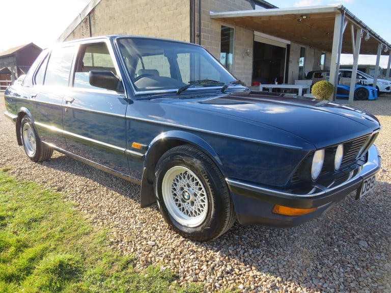 1987 BMW 5 Series 525E LUX 4 DOOR AUTO SALOON Petrol Automatic