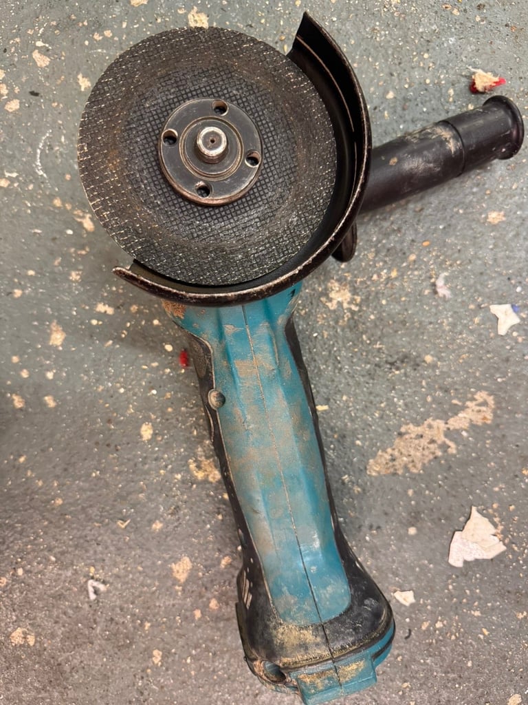 Makita angle grinder 