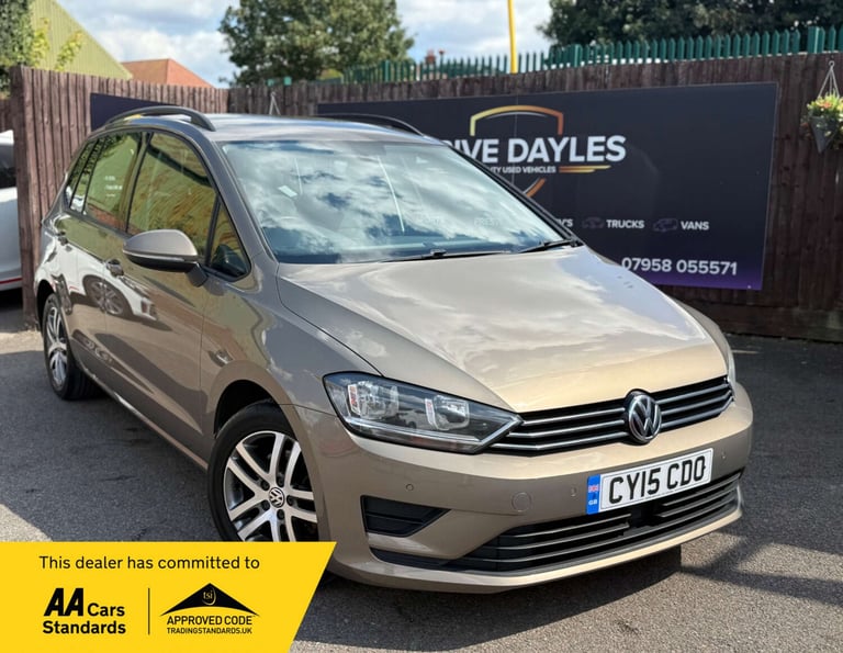 image for 2015 Volkswagen Golf SV 1.4 Golf SV SE TSi 5dr MPV Petrol Manual