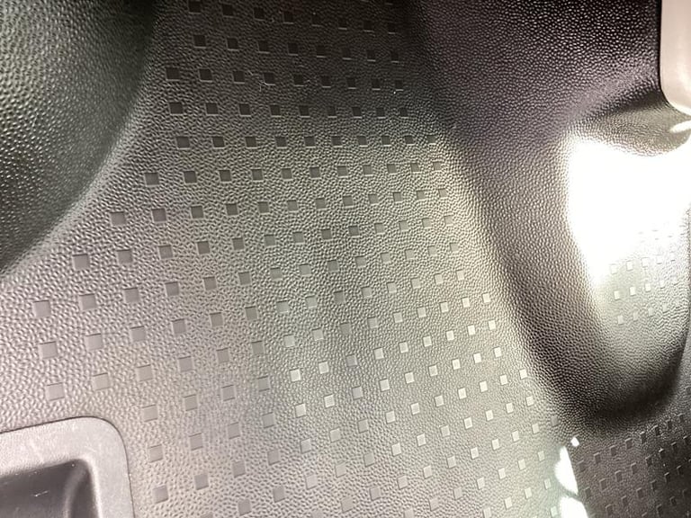 2019 Volkswagen Transporter Shuttle 2.0 TDI BlueMotion Tech S Minibus Double Cab 5dr Diesel Manua...