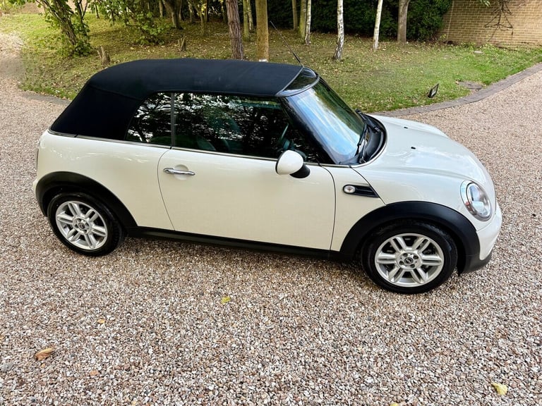 2014 MINI Convertible 1.6 Cooper 2dr CONVERTIBLE PETROL Manual