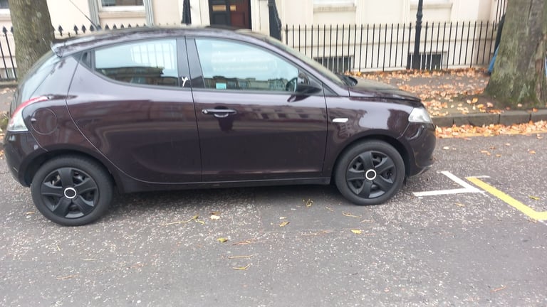 Chrysler, YPSILON, Hatchback, 2014, Manual, 1242 (cc), 5 doors