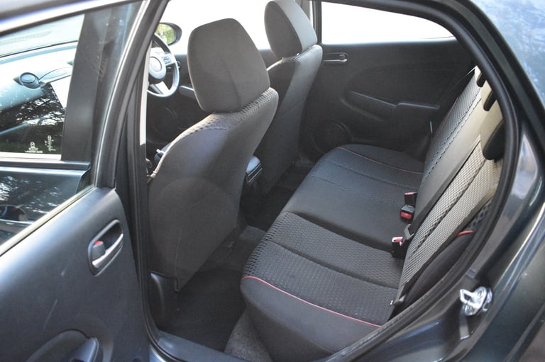 Mazda, 2, Hatchback, 2011, Manual, 1560 (cc), 5 doors