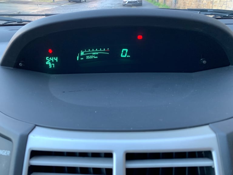 Toyota, YARIS, Hatchback, 2008, Manual, 1296 (cc), 5 doors