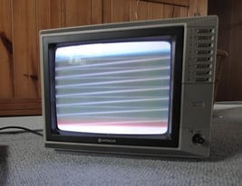 Vintage Hitachi Colour TV. Iconic 1980s Design. - portable - fantastic condition