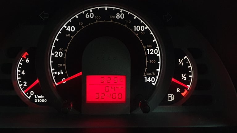 Volkswagen Fox 1.2 * GENUINE 32,000 MILES* FULL V/W S/HISTORY * 1 OWNER FROM NEW