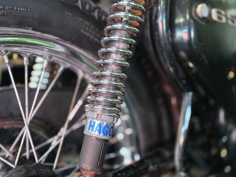 1969 BSA THUNDERBOLT 650 GARRARD WATSONIAN SIDECAR BARN FIND