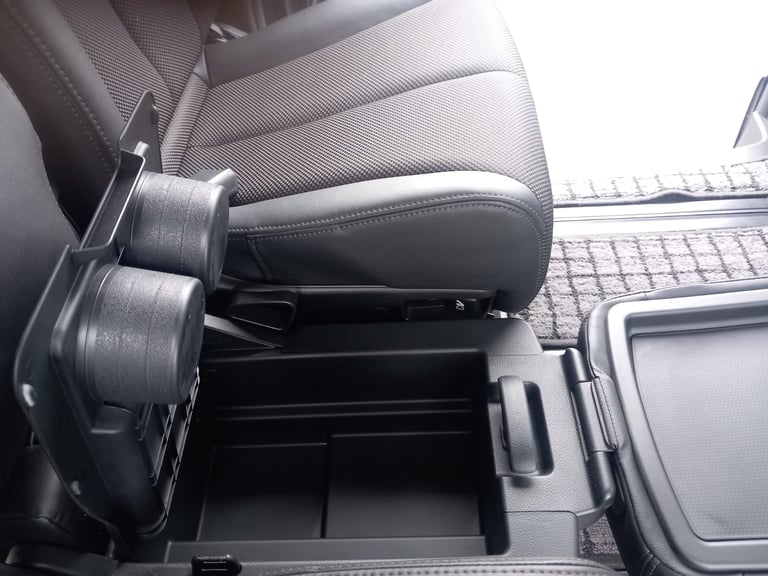 2006 Nissan Elgrand 2.5 Automatic  MPV Petrol Automatic