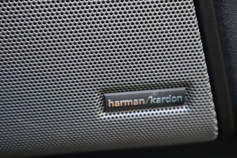 2010 Land Rover Discovery 4 5.0 V8 SE COMMANDSHIFT AUTO 4WD 5DR  4X4 Petrol Automatic