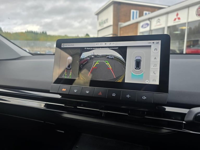 2025 MG MG4 150kW Trophy EV Long Range 64kWh 5dr Auto HATCHBACK ELECTRIC Automatic