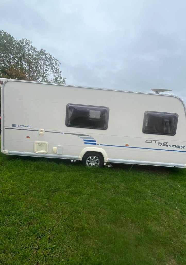 2011 caravan Bailey 4 berth inc motor mover & accessories