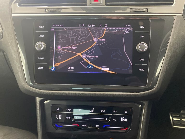 2021 Volkswagen Tiguan 1.5 TSI R-Line SUV 5dr Petrol DSG Euro 6 (s/s) (150 ps) - CARPLAY - KEYLES...