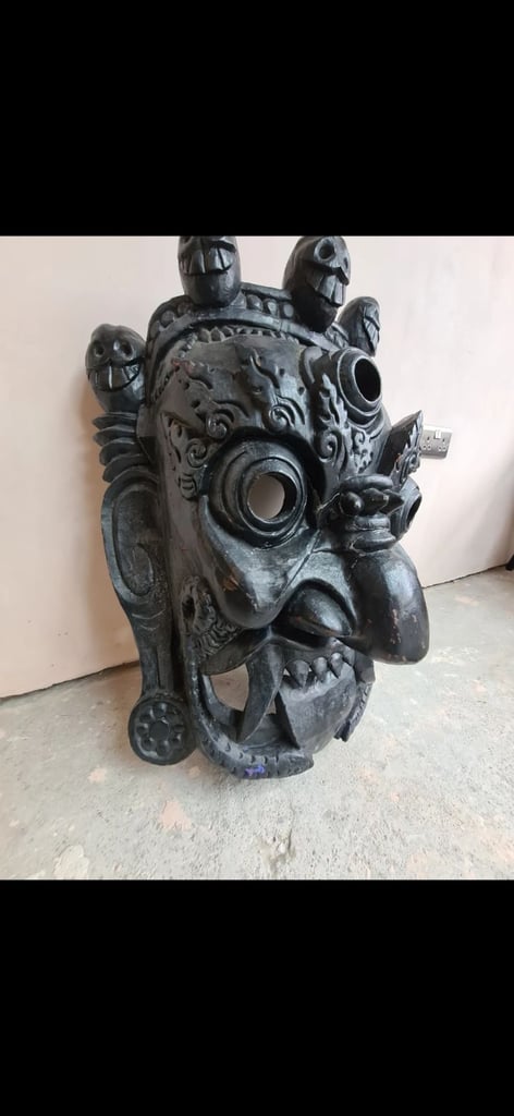 image for Huge wall mask