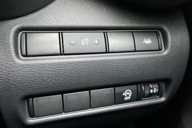 2022 Nissan Juke 1.0 DiG-T 114 N-Connecta 5dr DCT HATCHBACK PETROL Semi Automatic