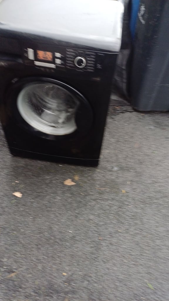 image for Beko WMB91243LB 9kg 1200rpm Freestanding Washing Machine Black