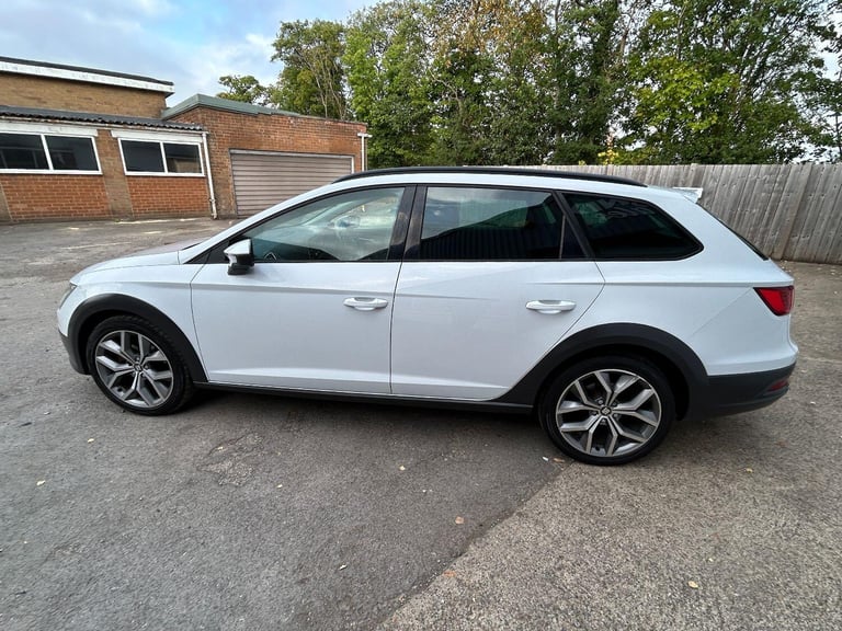SEAT LEON 2.0 TDI X-PERIENCE SE Technology 2015