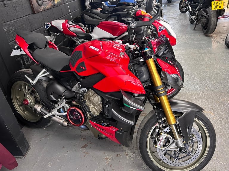 2021 Ducati Streetfighter V4S