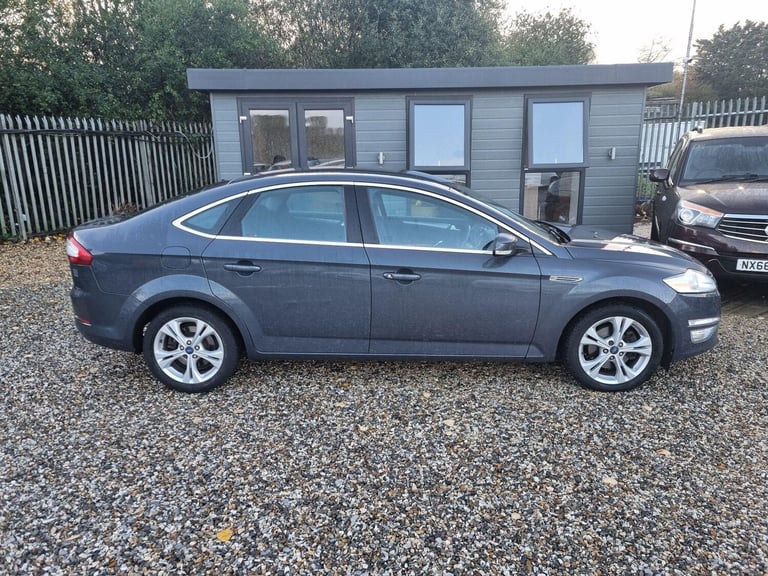 2011 Ford Mondeo 2.0 Titanium 5dr HATCHBACK PETROL Manual