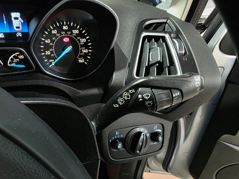 2016 Ford Grand C-Max 1.5 TDCi Titanium Powershift Euro 6 (s/s) 5dr (Nav) MPV Diesel Automatic