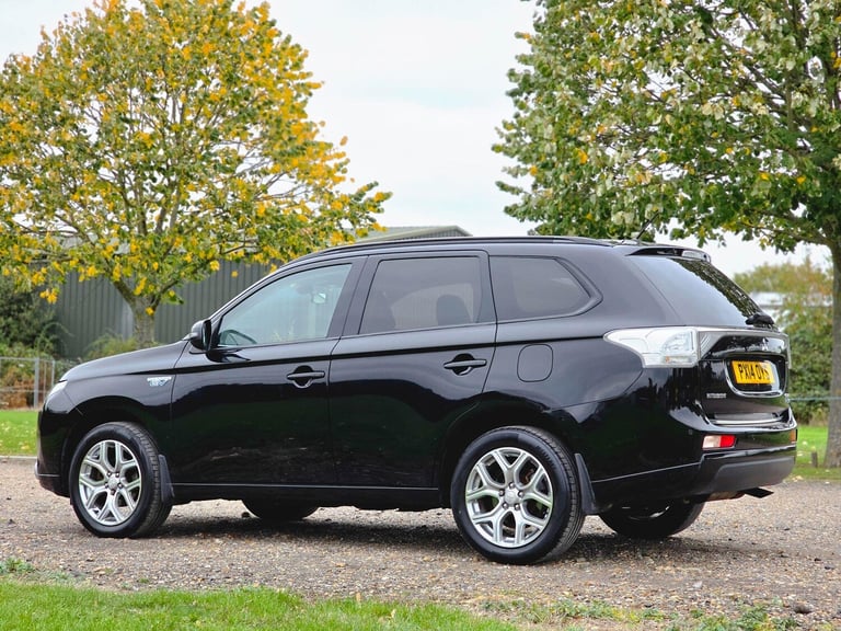 2014 Mitsubishi Outlander 2.0h 12kWh GX3h CVT 4WD Euro 5 (s/s) 5dr ESTATE Petrol/Electric Hybrid ...