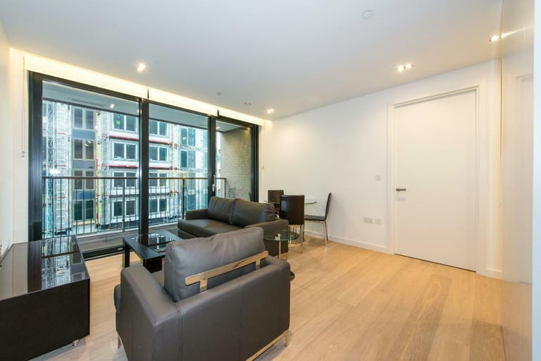 2 bedroom flat in Plimsoll Building, Handyside Street, King's Cross N1C