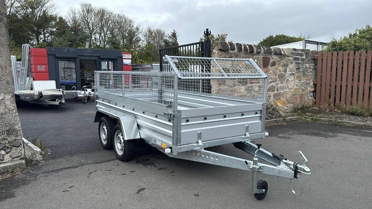 BRAND NEW 10FT x 5FT TWIN AXLE NIEWIADOW TRAILER WITH 40CM MESH 750KG