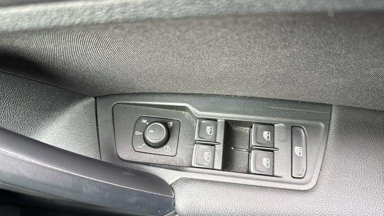 2021 Volkswagen Tiguan 1.5 TSI 150 Elegance 5dr DSG ESTATE PETROL Automatic