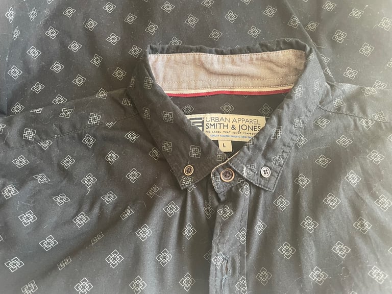 Men’s Smith & Jones Urban Apparel Shirt