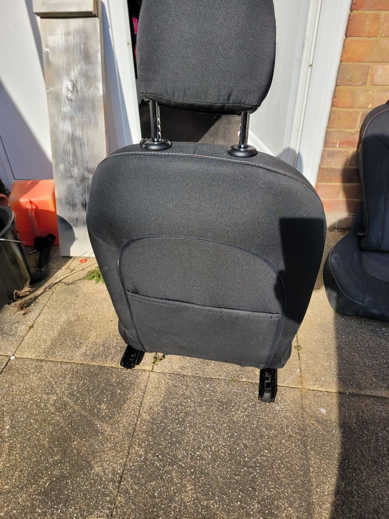 Mini f56 2016 front and back seats 