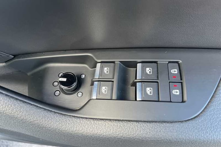 2021 Audi A6 Avant 2.0 TDI 40 Black Edition Estate 5dr Diesel S Tronic Euro 6 (s/s) (204 ps) Esta...