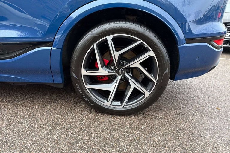 2024 Audi Q6 e-tron 360kW SQ6 Quattro 100kWh Edition 1 5dr Auto Estate Electric Automatic