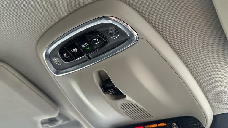 2021 Volvo XC90 2.0 T8 Recharge PHEV Inscription Pro 5dr AWD Auto ESTATE PETROL/ELECTRIC Automatic