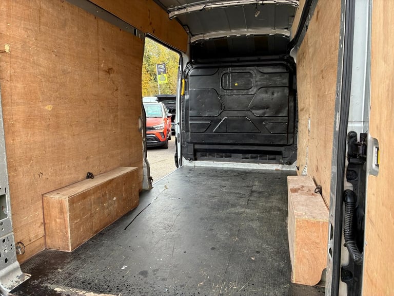 2018 Ford Transit 2.0 350 EcoBlue FWD L3 H3 Euro 6 **NO VAT - LOW MILES**