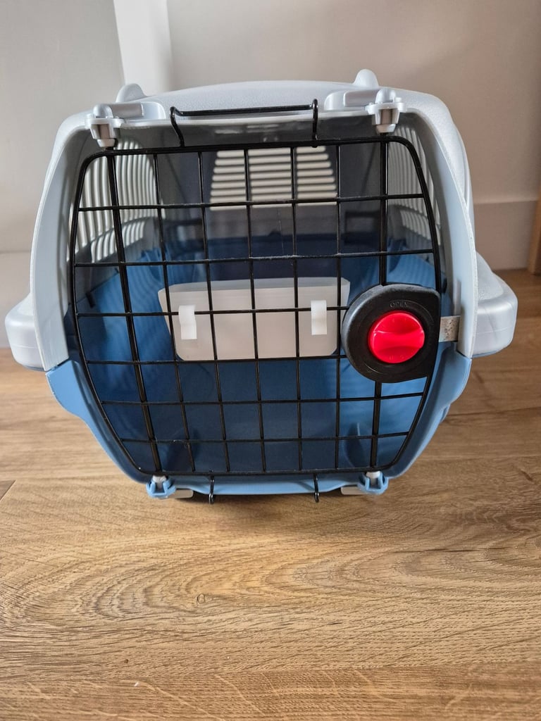 Ferplast small dog carrier 5kg (grey / blue)