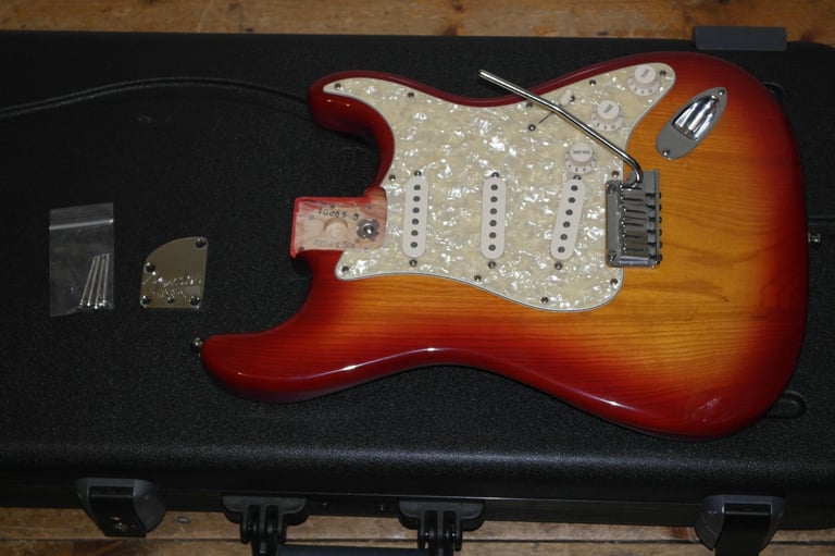 2003 Fender USA Deluxe Stratocaster (no neck) Noiseless pickups, S1 switching 