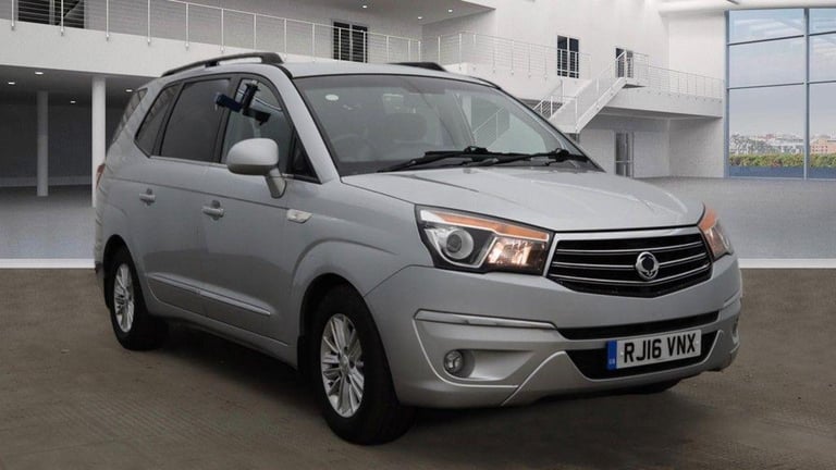  Ssangyong Turismo 2.0 e-XDi ES T-Tronic 7 SEATS Diesel Automatic
