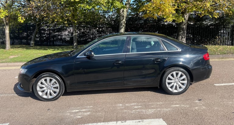 2010 Audi A4 2.0 TDI SPORT DRIVES SMOOTH READ ADD 