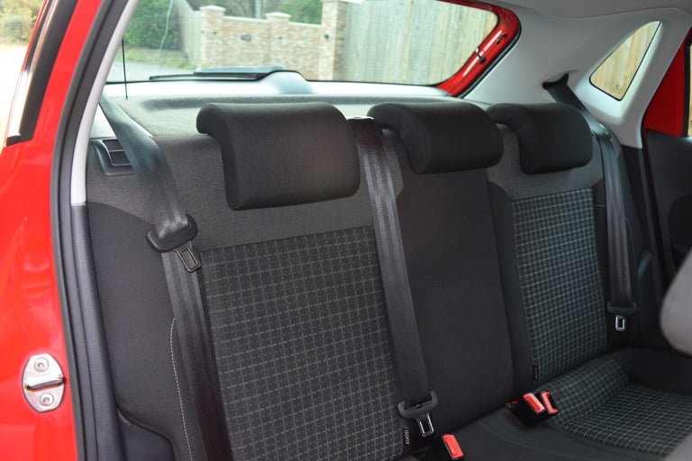 VOLKSWAGEN POLO 1.4 TDI BlueMotion Tech Match Red Manual Diesel 2016