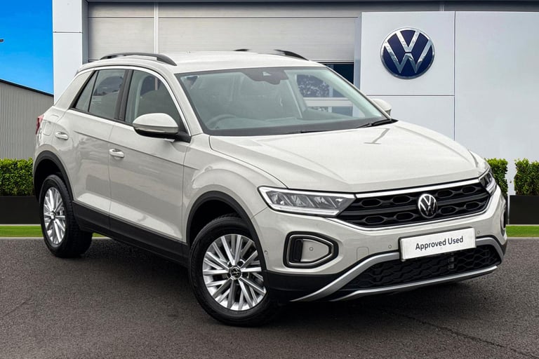 image for 2025 Volkswagen T-Roc 1.0 TSI 115 Life 5dr **REVERSING CAMERA** SUV PETROL Manual