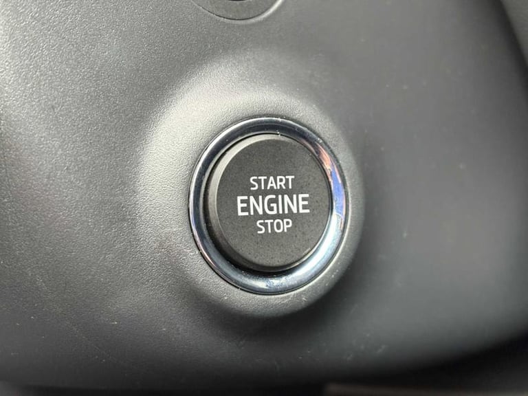 2025 Skoda Karoq 1.0 TSI 116 SE Drive 5dr Manual SUV Petrol Manual