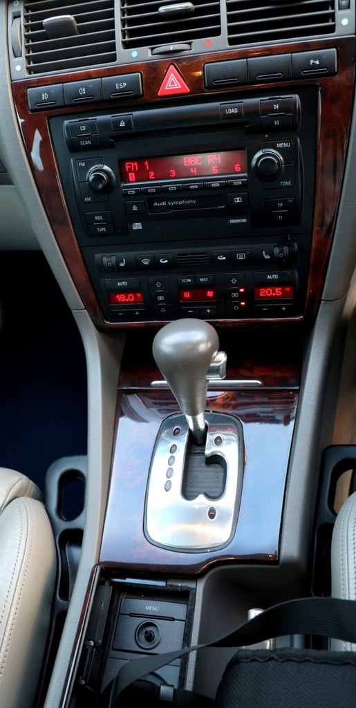 Audi A8, 2.8 Quattro, D2, Final Edition.