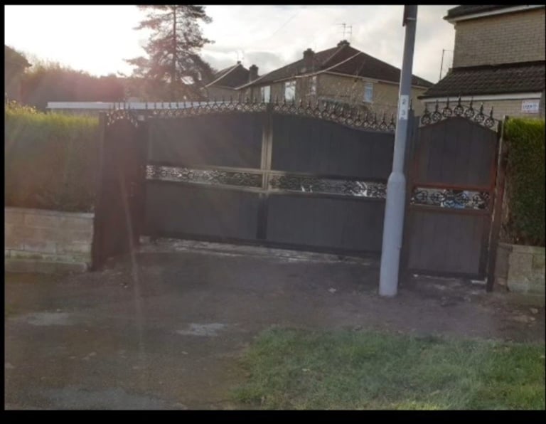 Gate's 
