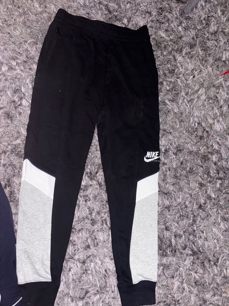 image for Nike joggers 