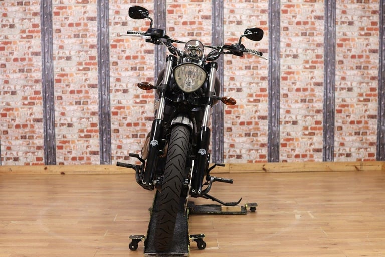 2012 VICTORY VEGAS ZACH NESS LIMITED EDITION - 17,009 MILES - MSR EXHAUST!