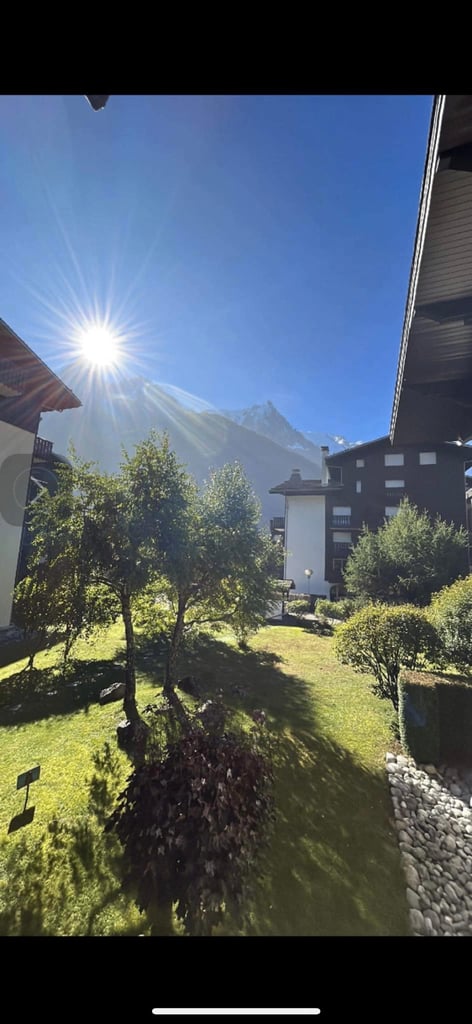 Beautiful Chamonix Mont Blanc apartment to rent perfect for skiing trip.